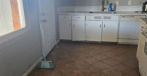5309 56th St, Sacramento, CA 95820 Photo