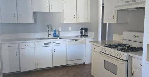 5309 56th St, Sacramento, CA 95820 Photo