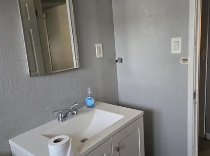 5309 56th St, Sacramento, CA 95820 Photo