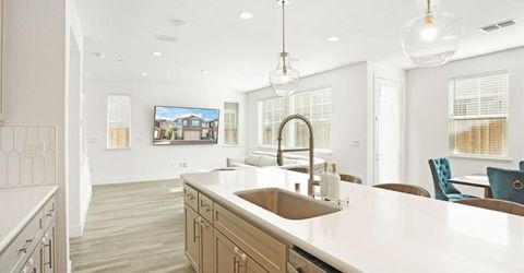 98 E Calder Dr, Mountain House, CA 95391 Photo