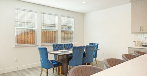 98 E Calder Dr, Mountain House, CA 95391 Photo