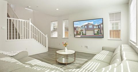 98 E Calder Dr, Mountain House, CA 95391 Photo