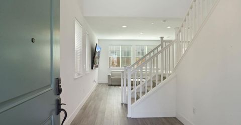 98 E Calder Dr, Mountain House, CA 95391 Photo