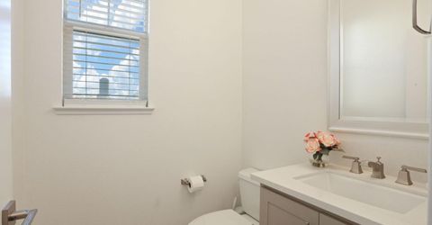 98 E Calder Dr, Mountain House, CA 95391 Photo