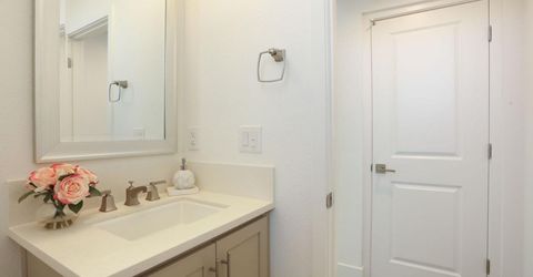 98 E Calder Dr, Mountain House, CA 95391 Photo