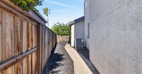 1361 Palmerston Loop, Roseville, CA 95678 Photo