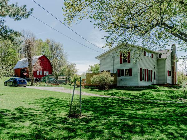 3576 S Luce Avenue, Fremont, MI 49412