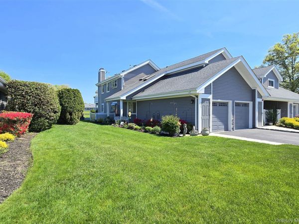 377 Quarry Pond Court , Moriches, NY 11955