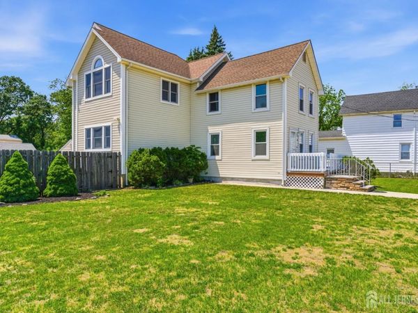 39 Kearney Road , South Amboy, NJ 08879