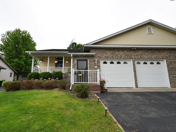 1001 W 6th Street, Zumbrota, MN 55992