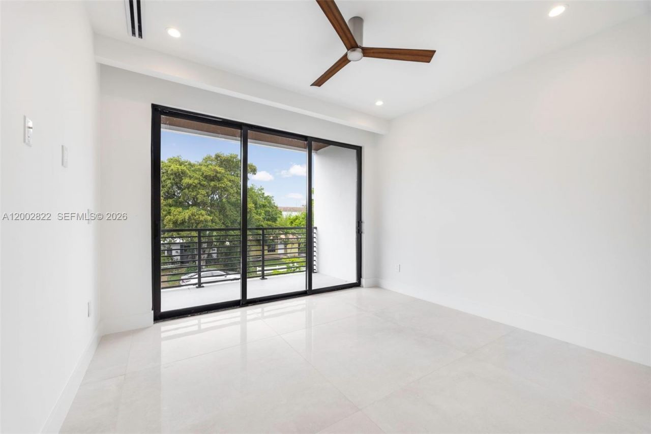 1122 NE 10th Ave , Unit A, Fort Lauderdale, FL 33304 Photo
