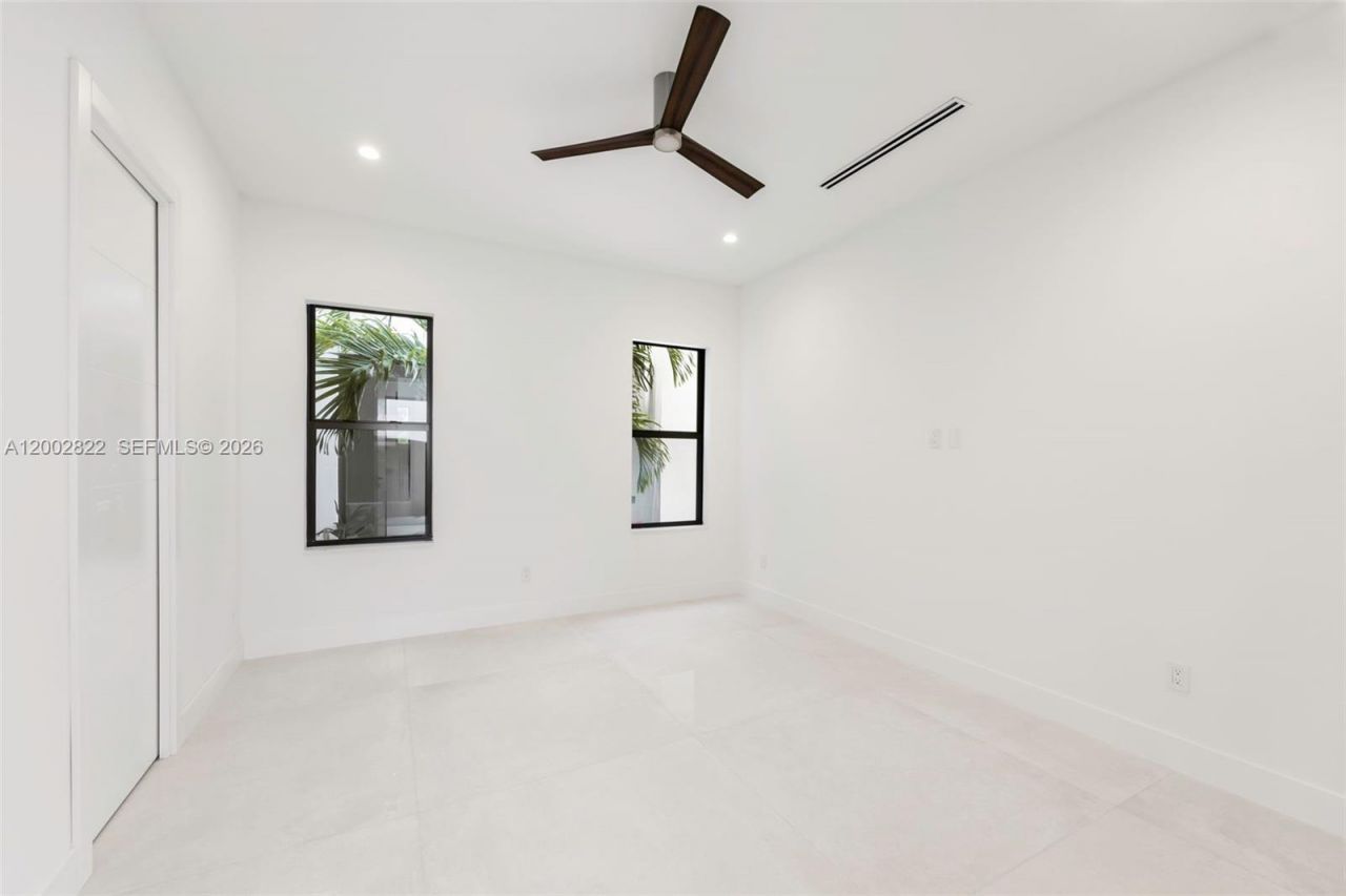 1122 NE 10th Ave , Unit A, Fort Lauderdale, FL 33304 Photo