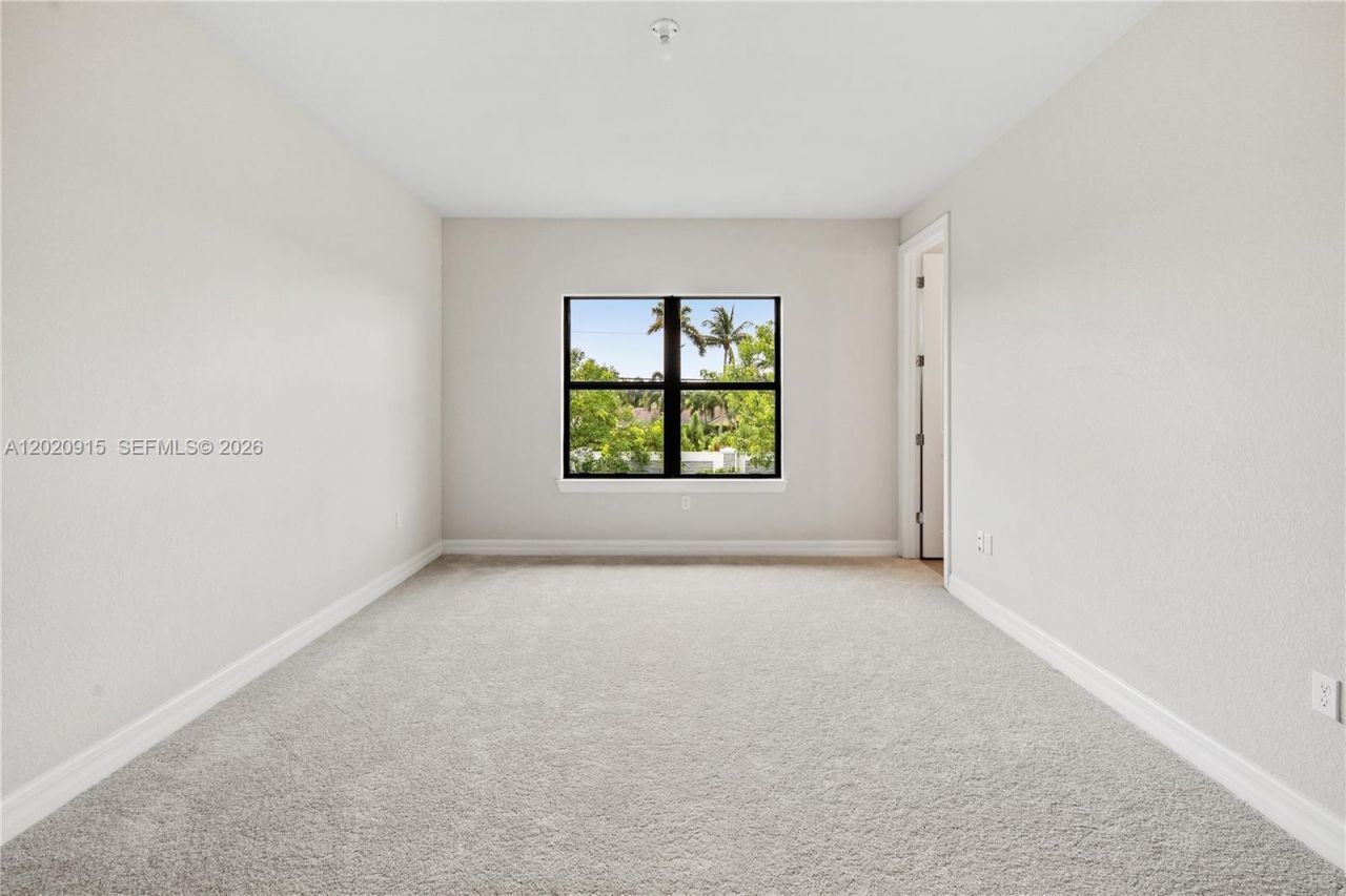 4488 E Appleton Cir E, Oakland Park, FL 33309 Photo
