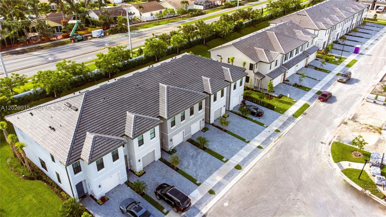 4488 E Appleton Cir E, Oakland Park, FL 33309 Photo