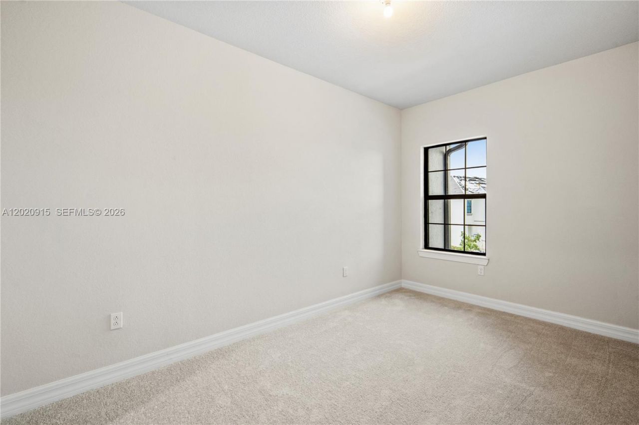 4488 E Appleton Cir E, Oakland Park, FL 33309 Photo