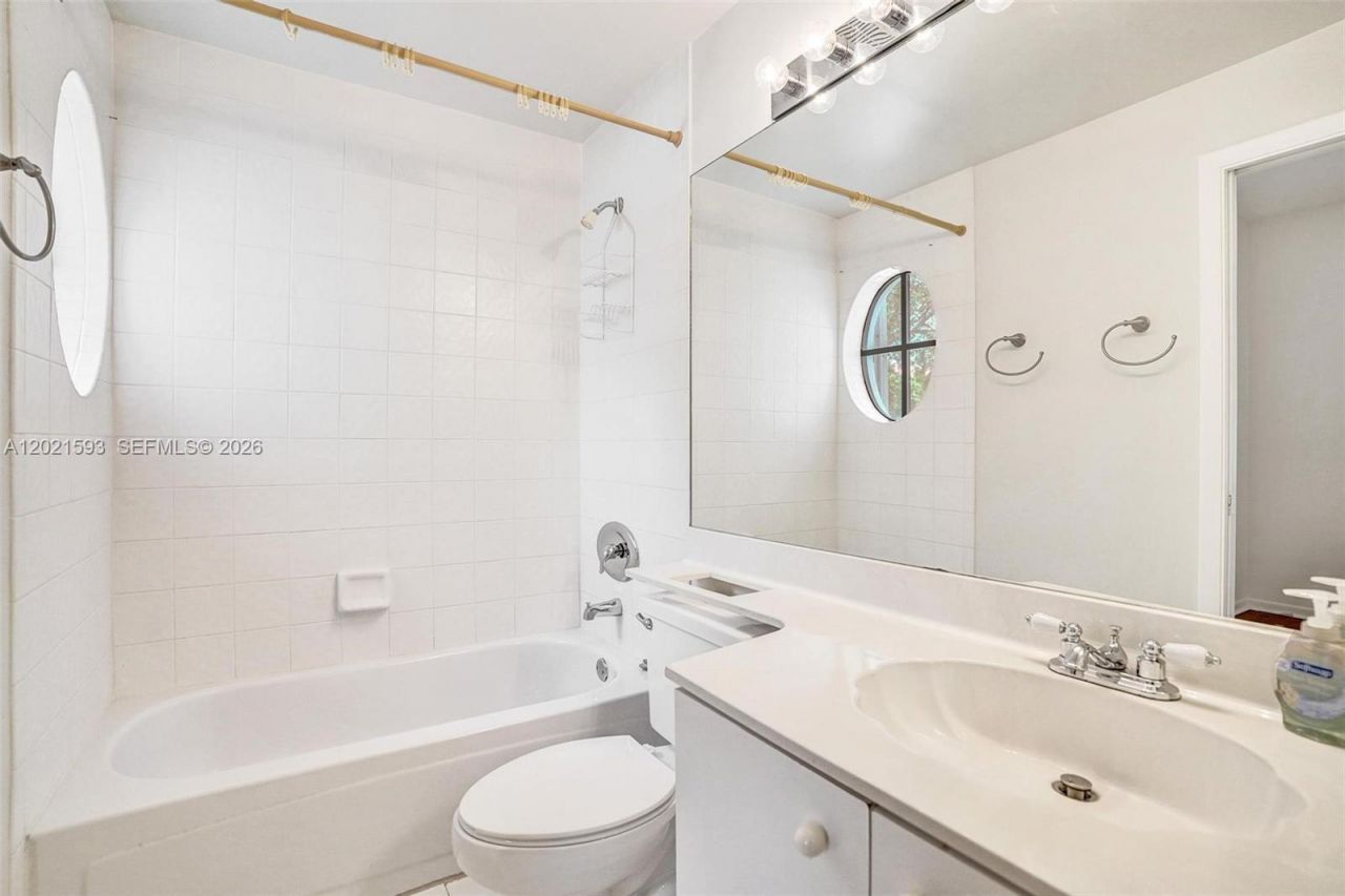 15825 SW 3rd Ct , Unit 103, Pembroke Pines, FL 33027 Photo