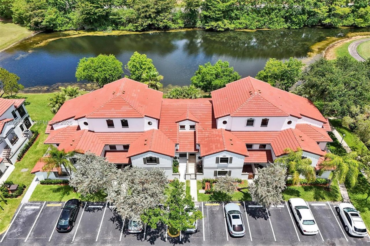 15825 SW 3rd Ct , Unit 103, Pembroke Pines, FL 33027 Photo