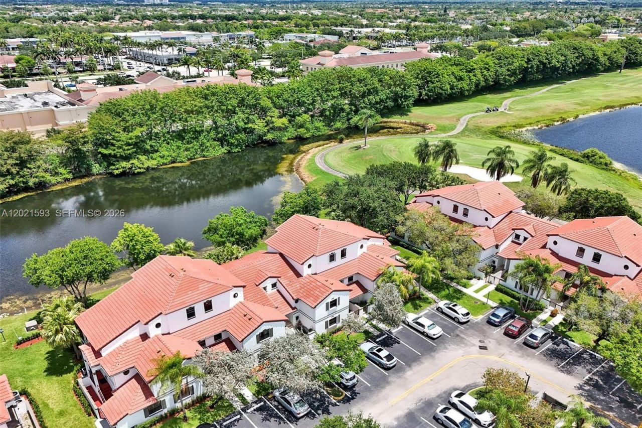 15825 SW 3rd Ct , Unit 103, Pembroke Pines, FL 33027 Photo