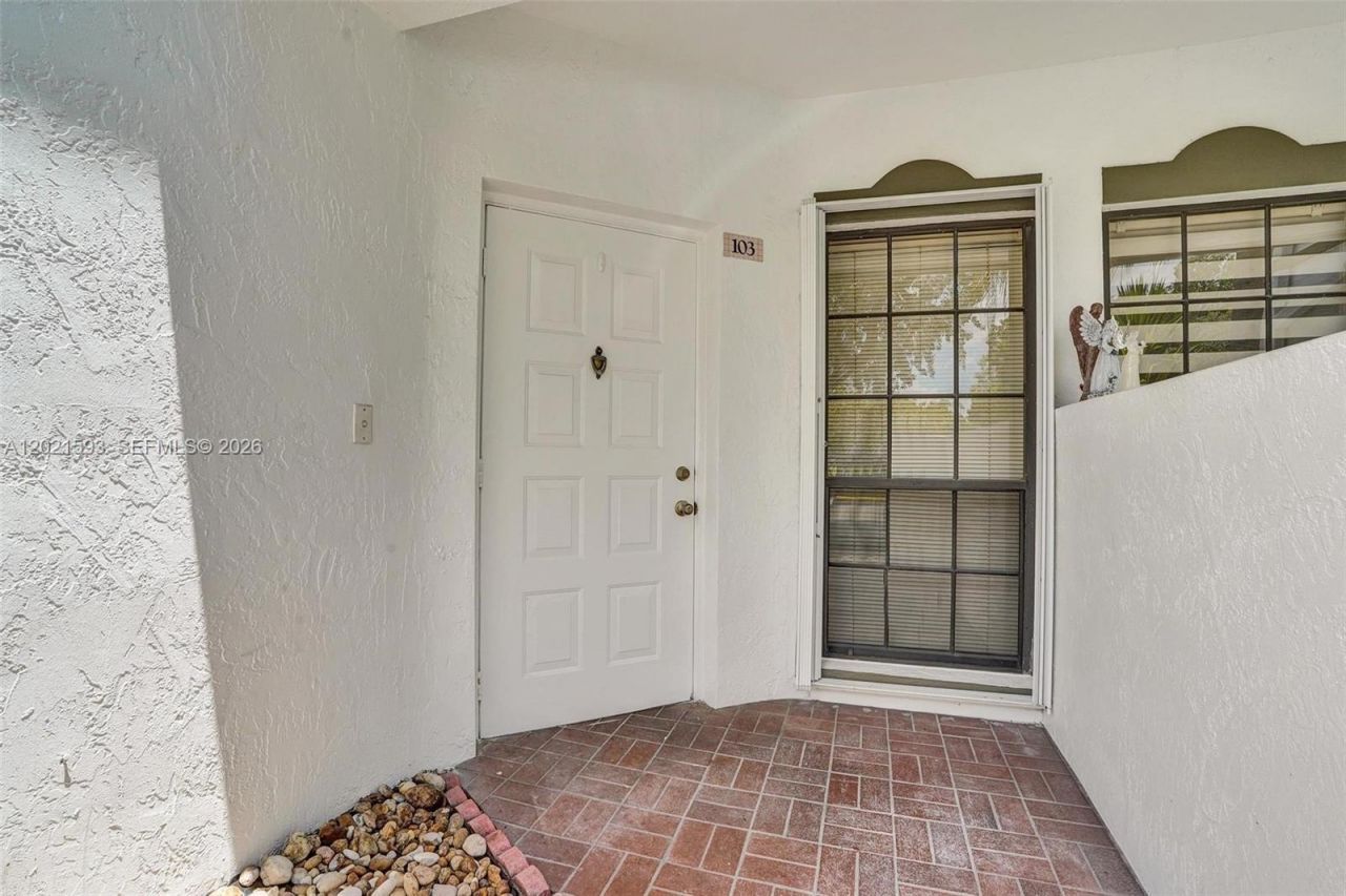 15825 SW 3rd Ct , Unit 103, Pembroke Pines, FL 33027 Photo
