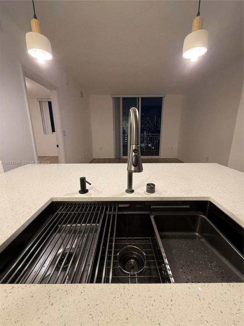 275 NE 18th St , Unit 910, Miami, FL 33132 Photo
