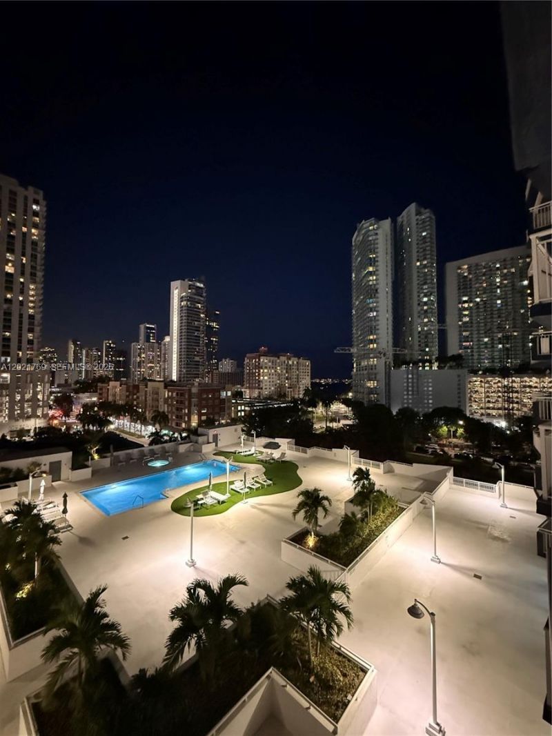 275 NE 18th St , Unit 910, Miami, FL 33132 Photo