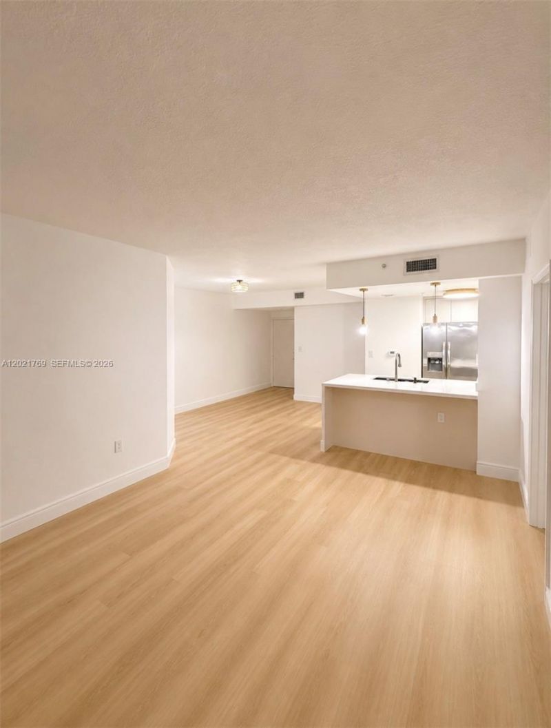 275 NE 18th St , Unit 910, Miami, FL 33132 Photo