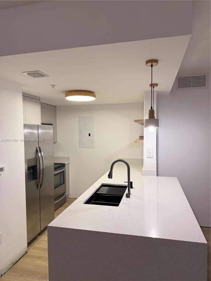 275 NE 18th St , Unit 910, Miami, FL 33132 Photo