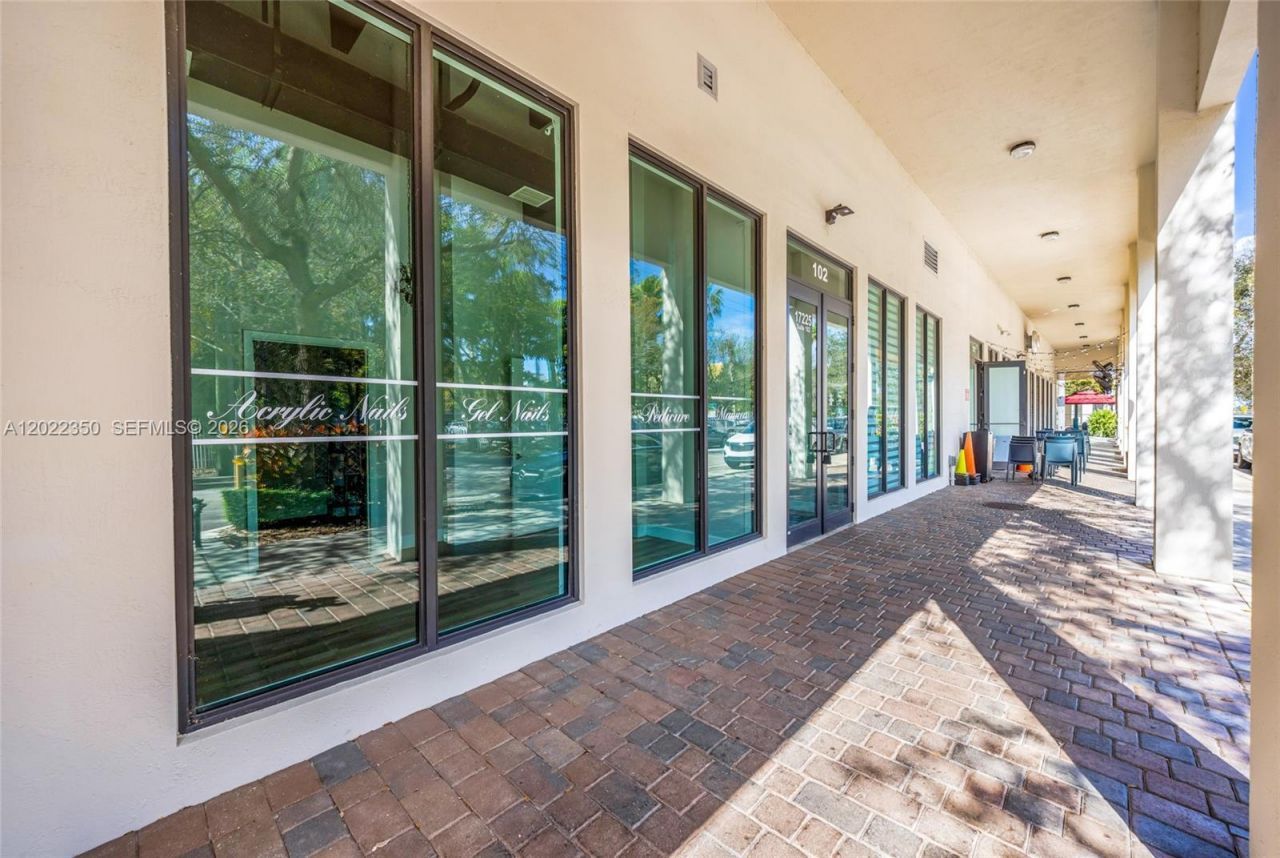 17225 S Dixie Hwy , Unit 102, Palmetto Bay, FL 33157 Photo