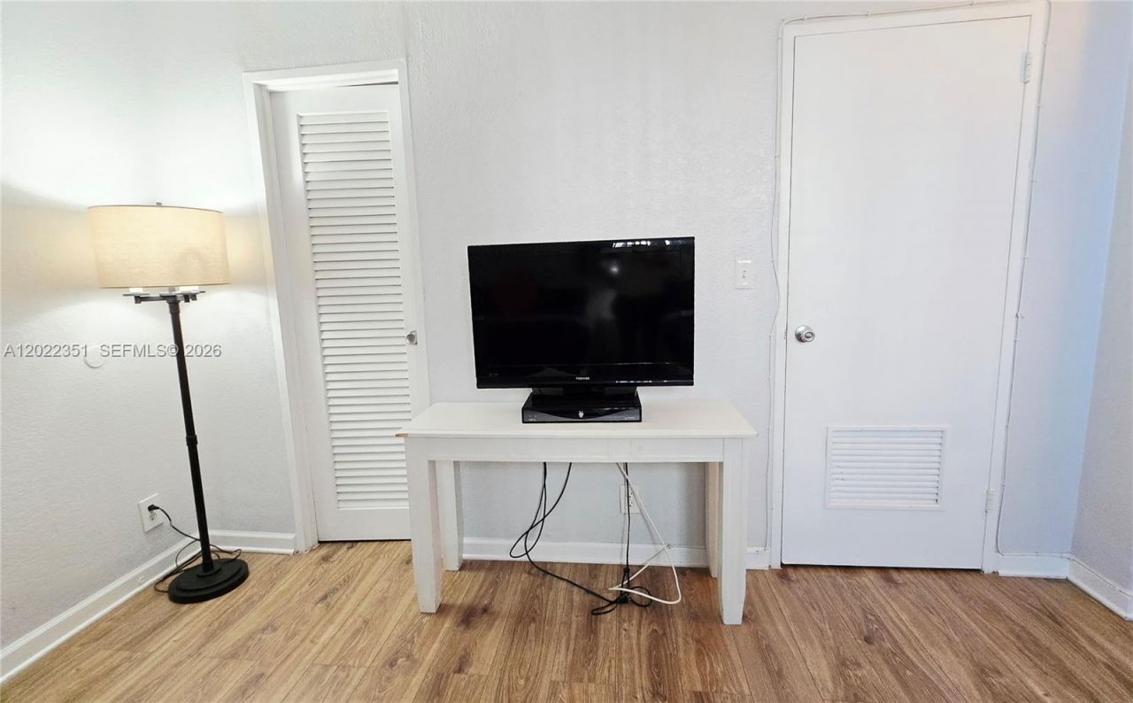 3801 S Ocean Dr , Unit 2Z, Hollywood, FL 33019 Photo