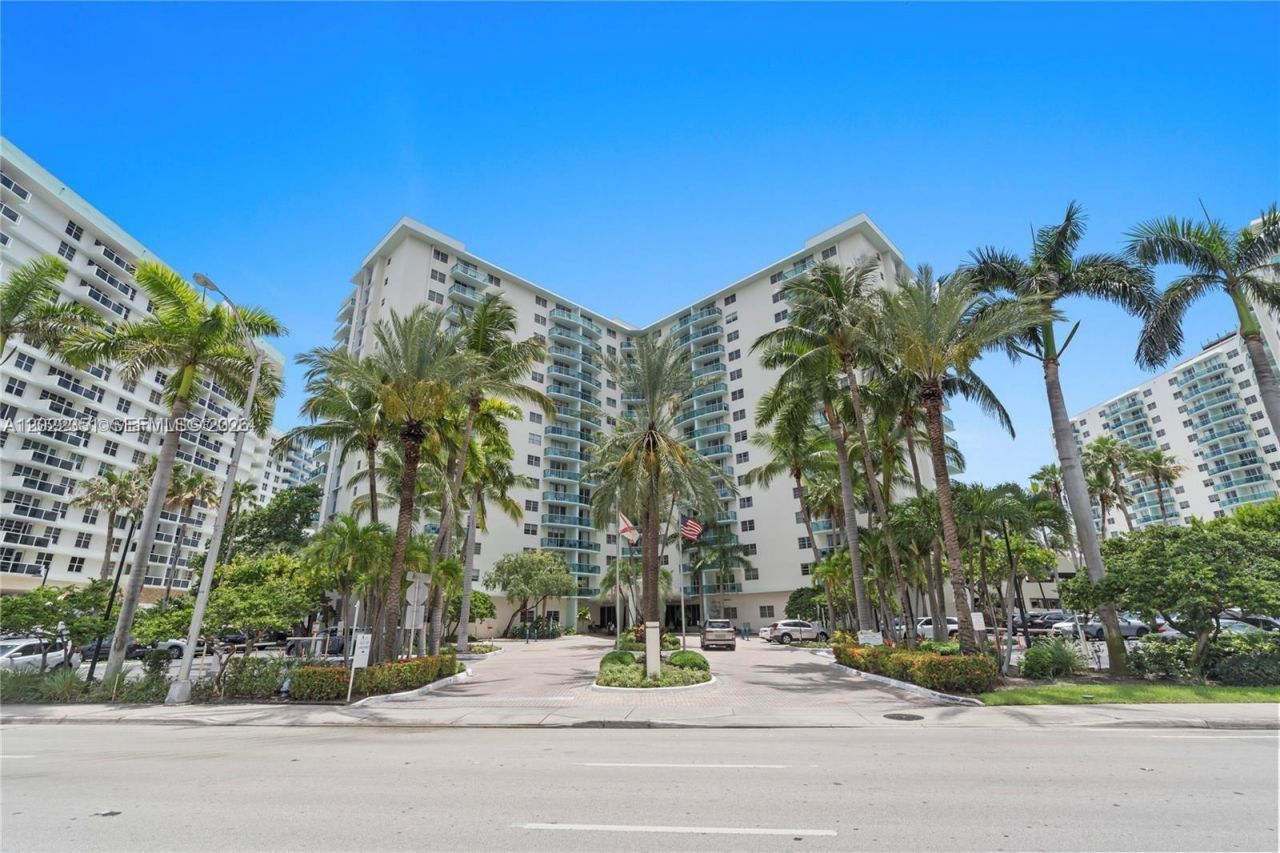 3801 S Ocean Dr , Unit 2Z, Hollywood, FL 33019 Photo