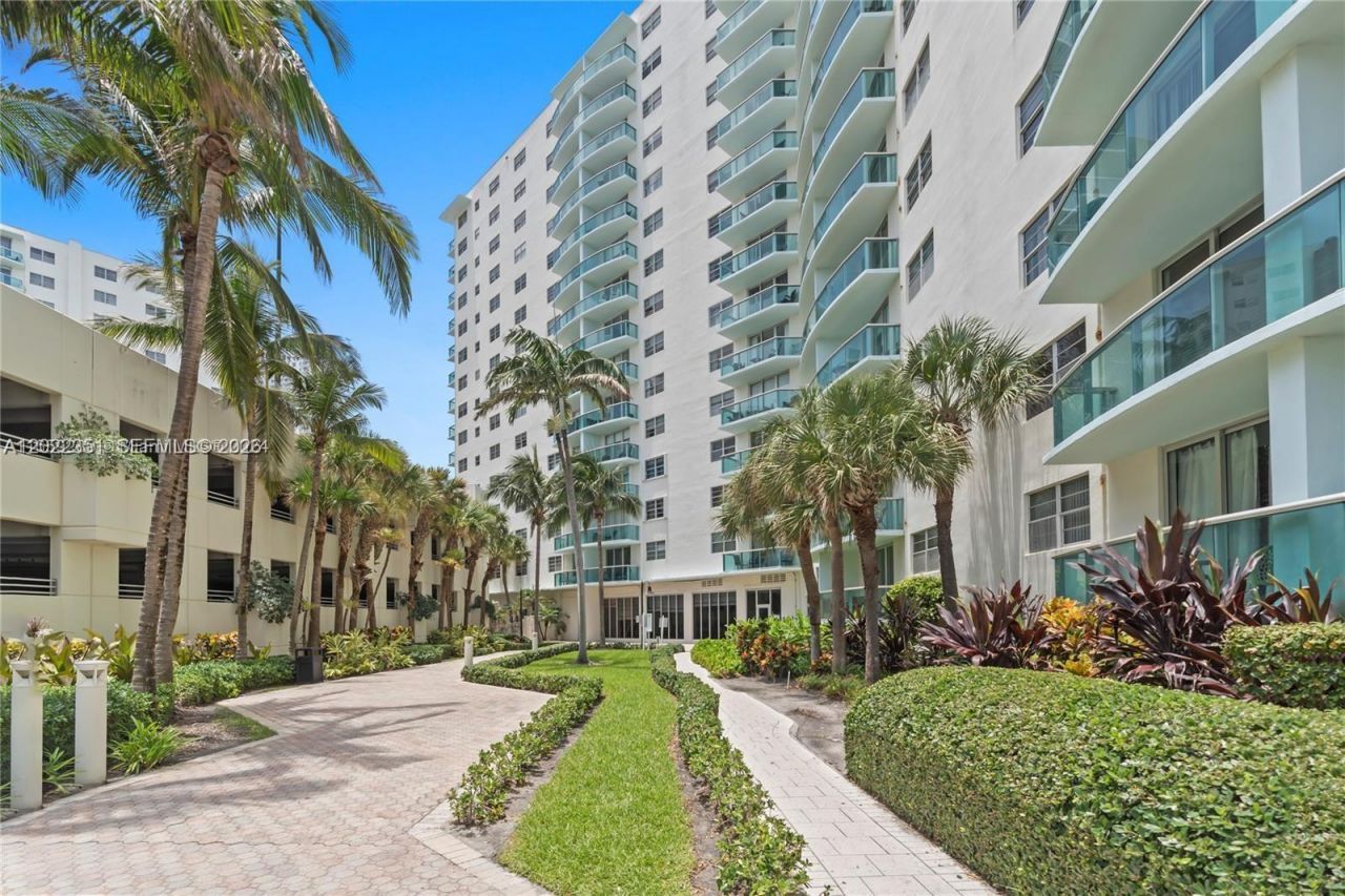 3801 S Ocean Dr , Unit 2Z, Hollywood, FL 33019 Photo