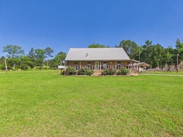 18253 Fm 3079, Chandler, TX 75758