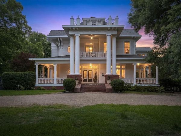 400 W Denton Street, Ennis, TX 75119