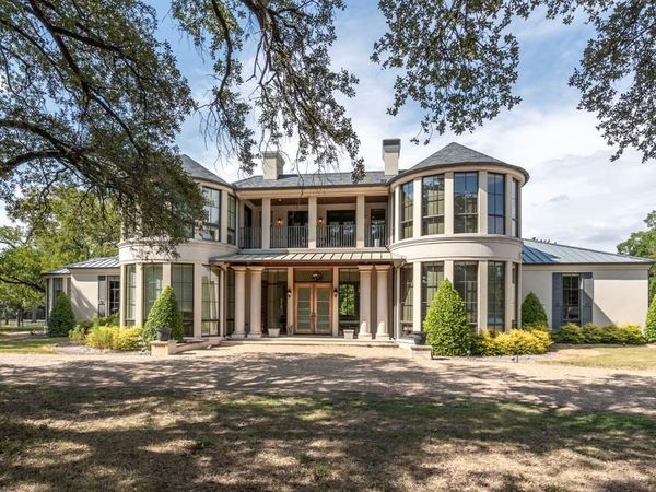 8600 Douglas Avenue, Dallas, TX 75225