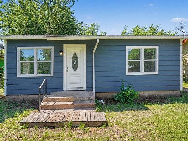1327 35th Street , Wichita Falls, TX 76302