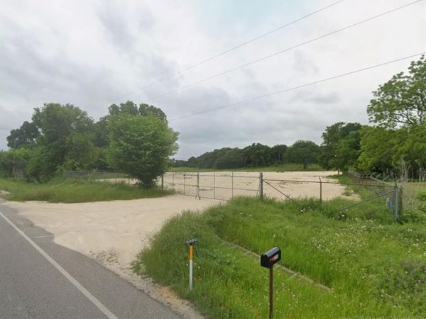 2290 S Burleson Boulevard, Burleson, TX 76028
