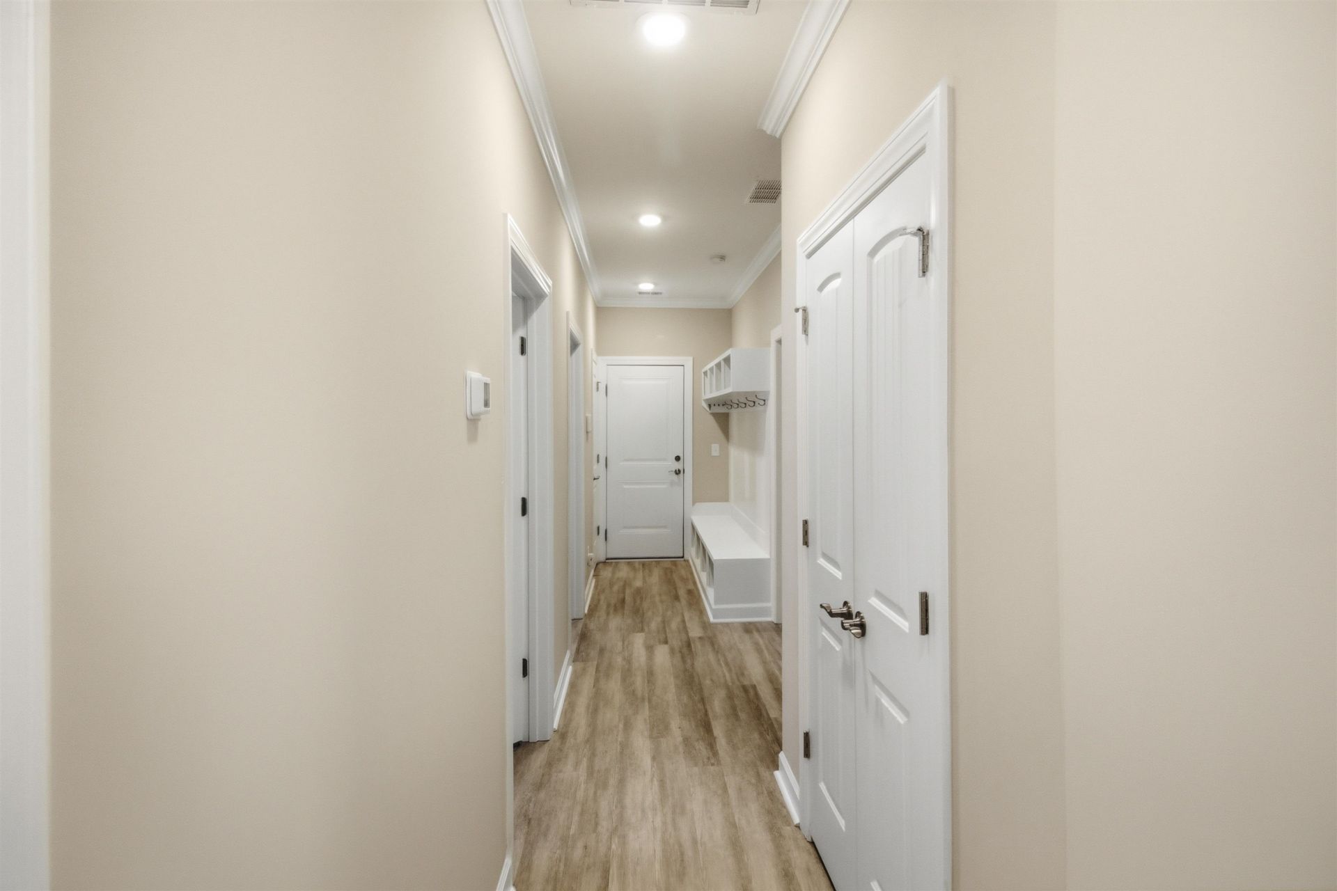 587 Cascade Loop  Photo 22