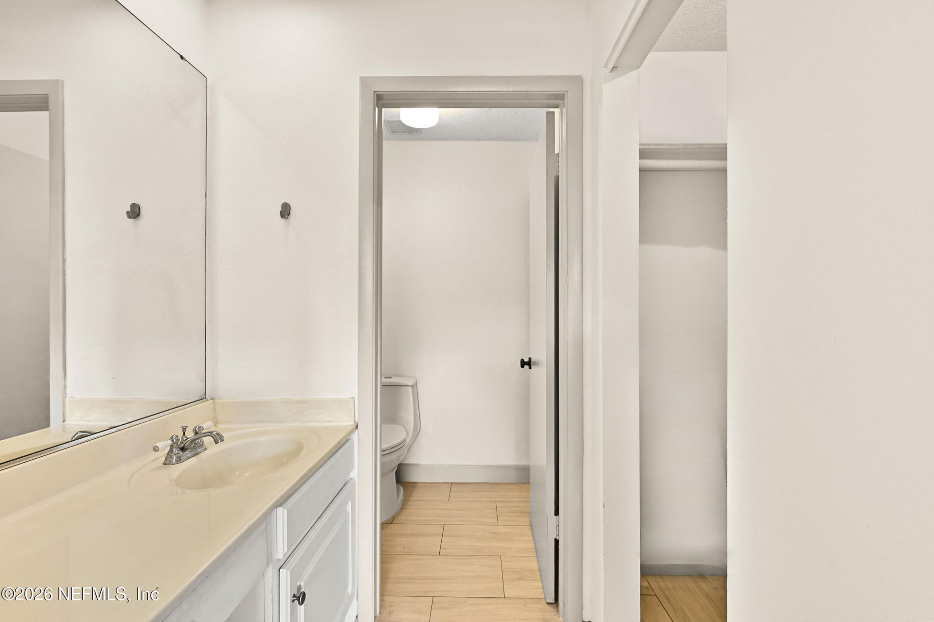 4915 Baymeadows Road, Unit 6G, Jacksonville, FL 32217 Photo