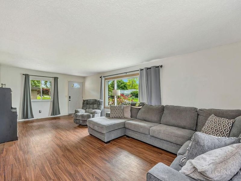 5130 Dee Alva Drive, Fairfield, OH 45014 Photo 6