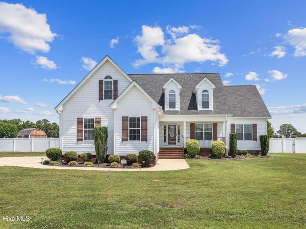 202 Mary Frances Way , Pikeville, NC 27863