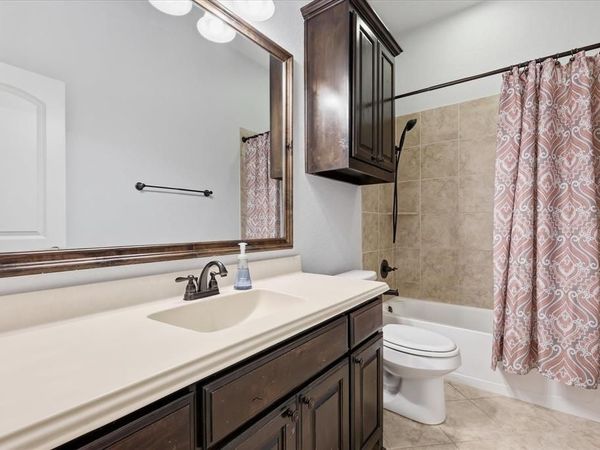 1105 Safrano Street, Midlothian, TX 76065