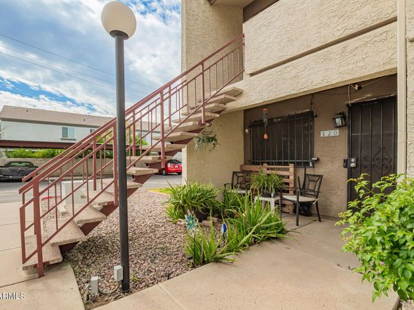 3301 E EARLL Drive, Unit 120, Phoenix, AZ 85018