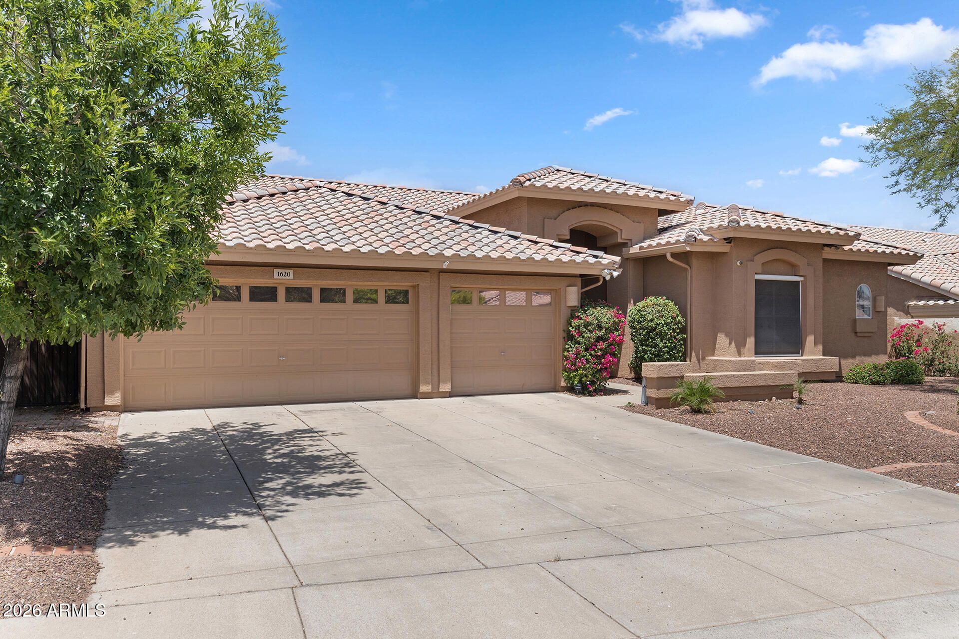 1620 E Kathleen Road, Phoenix, AZ 85022 Main Photo