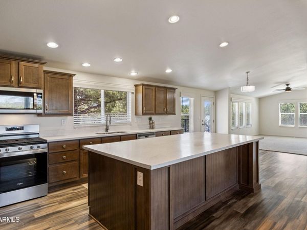 26 N ACR 3027, Vernon, AZ 85940