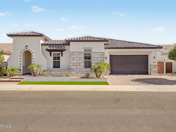 2083 E SCORPIO Place, Chandler, AZ 85249