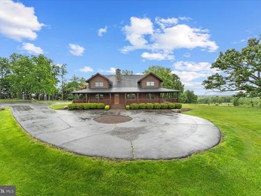 18837 TRINITY CHURCH ROAD, PURCELLVILLE, VA 20132