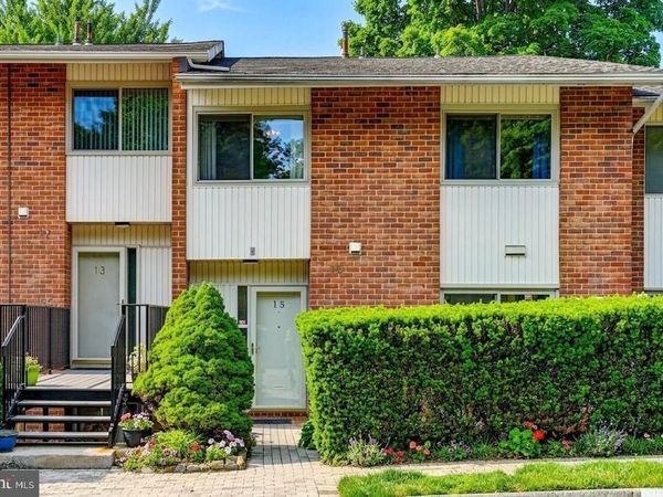 15 STONEHENGE CIRCLE, Unit 15, BALTIMORE, MD 21208