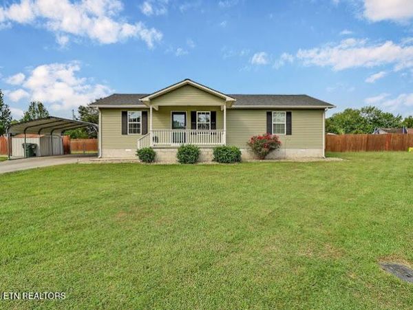 371 Storie Ave , Crossville, TN 38555
