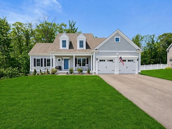 42 Caspian Way, North Attleboro, MA 02760