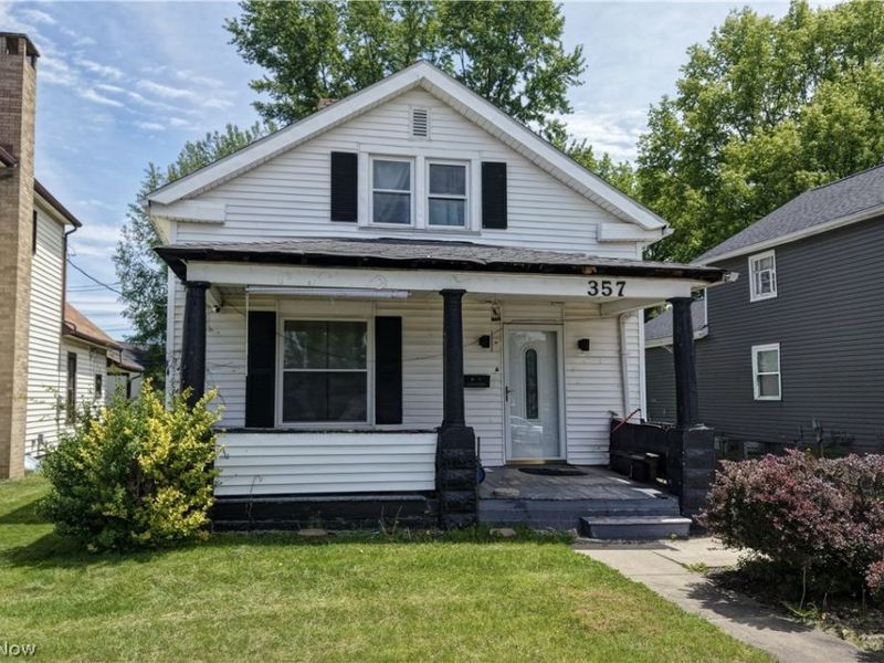 357 3rd Street NW, New Philadelphia, OH 44663 Photo 1